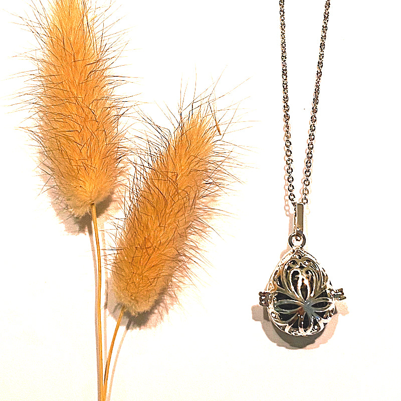 SILVER FILIGREE & LAVA STONE NECKLACE - Transform Your Mood with Aromatherapy on the go - Feather & Seed